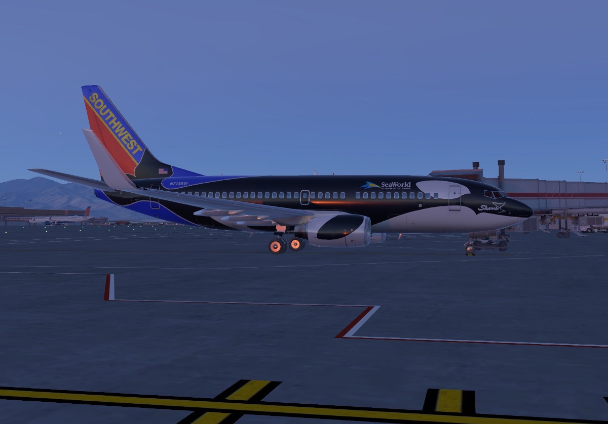 Boeing 737-700 — Southwest - Shamu